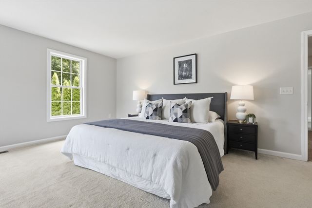 139 Autumn Rd, Dracut, MA 01826