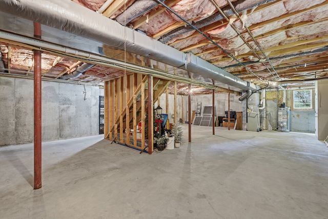 139 Autumn Rd, Dracut, MA 01826