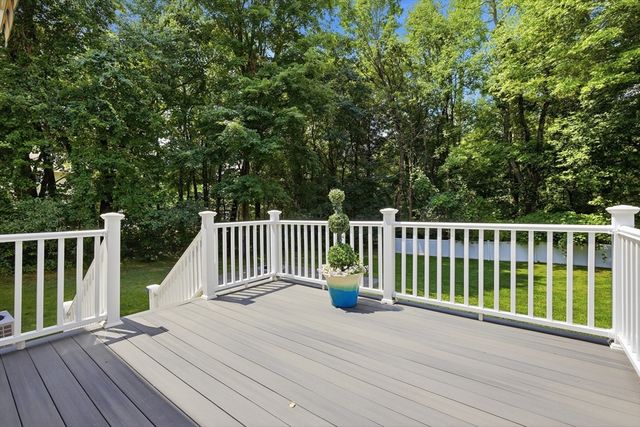 139 Autumn Rd, Dracut, MA 01826