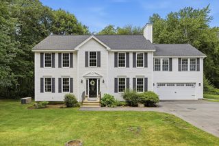 139 Autumn Rd, Dracut, MA 01826