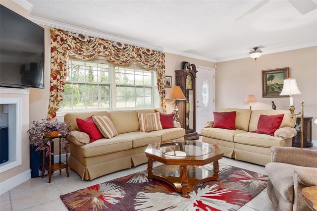 98 MOCKINGBIRD LANE, Eustis, FL 32726