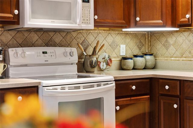 98 MOCKINGBIRD LANE, Eustis, FL 32726