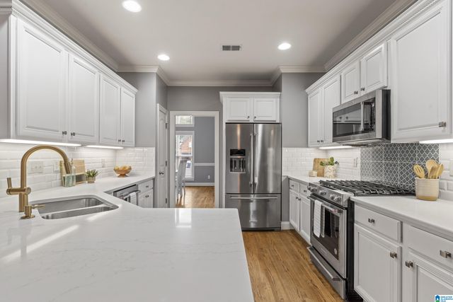 105 RED BAY DRIVE, Alabaster, AL 35114