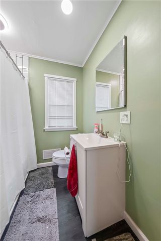 88 Fort Hill Terrace, Rochester, NY 14620