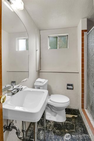 16003 5th Avenue NE, Shoreline, WA 98155