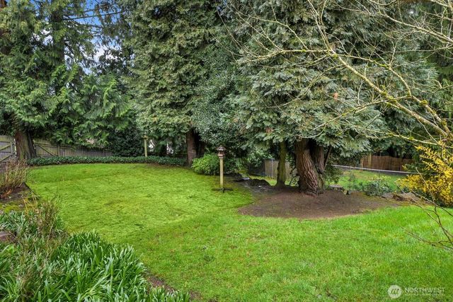 16003 5th Avenue NE, Shoreline, WA 98155
