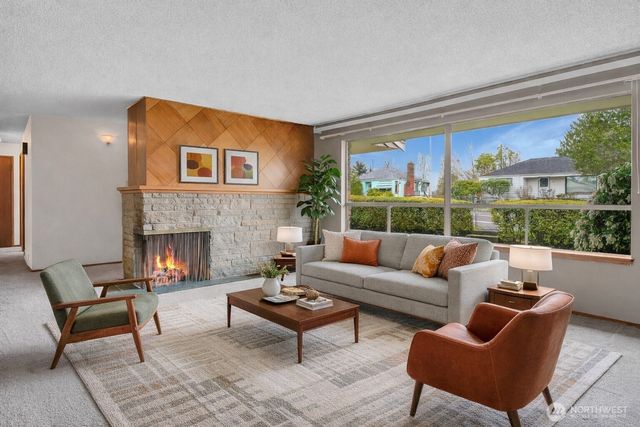 16003 5th Avenue NE, Shoreline, WA 98155