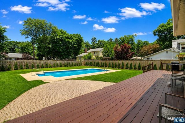 123 Passaic Avenue, Pompton Lakes, NJ 07442