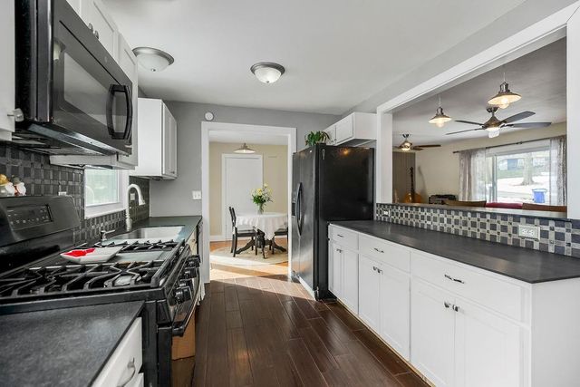 9103 E 62nd Terrace, Raytown, MO 64133