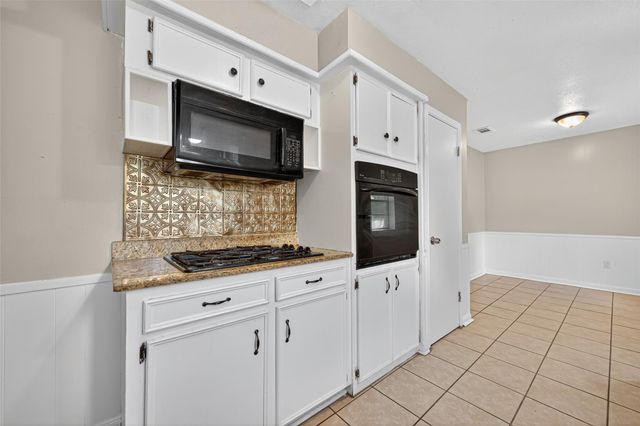 108 Belvedere Drive, Conroe, TX 77301