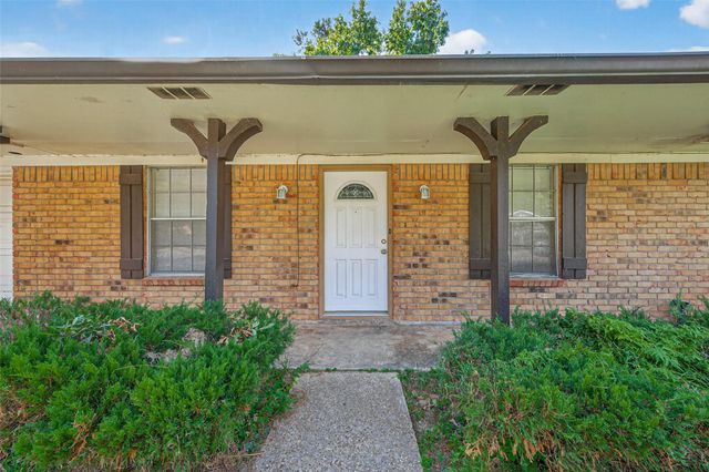 108 Belvedere Drive, Conroe, TX 77301