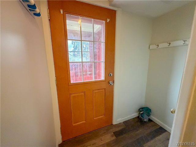 221 Evergreen Pl, Cheektowaga, NY 14225