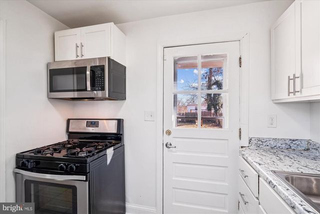 9521 51ST AVE, College Park, MD 20740