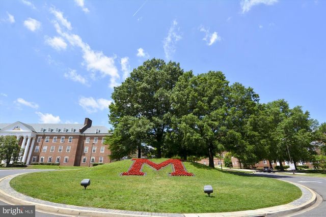 9521 51ST AVE, College Park, MD 20740