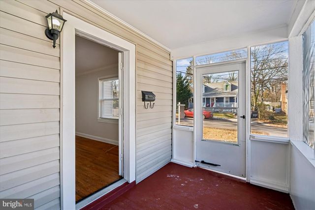 9521 51ST AVE, College Park, MD 20740