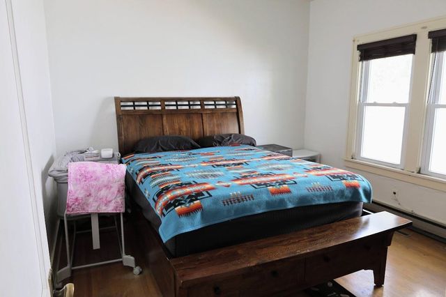 305 NE 8th St, Devils Lake, ND 58301