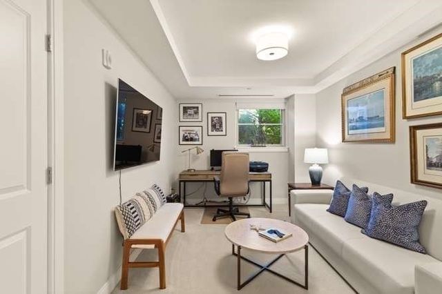 201 Elliott Street 100, Beverly, MA 01915