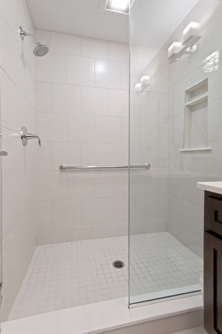 201 Elliott Street 100, Beverly, MA 01915