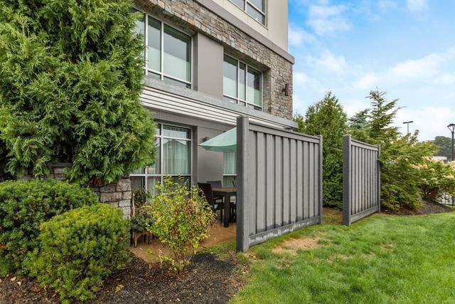 201 Elliott Street 100, Beverly, MA 01915
