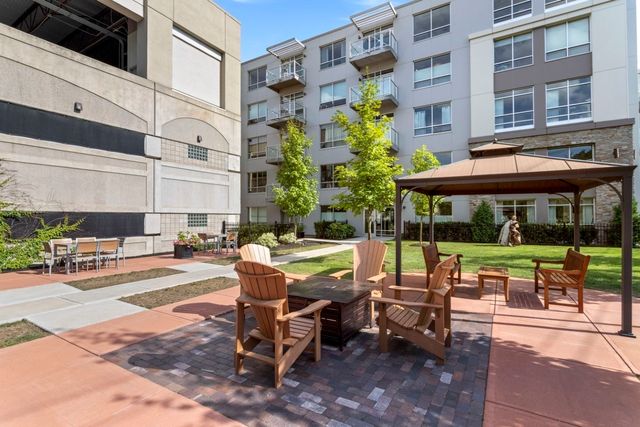 201 Elliott Street 100, Beverly, MA 01915