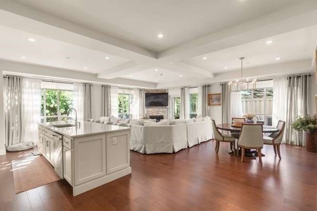 201 Elliott Street 100, Beverly, MA 01915
