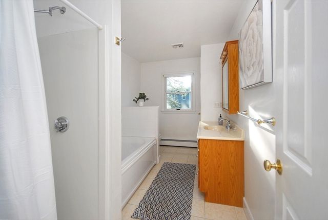 58 Peter Spring Rd, Concord, MA 01742