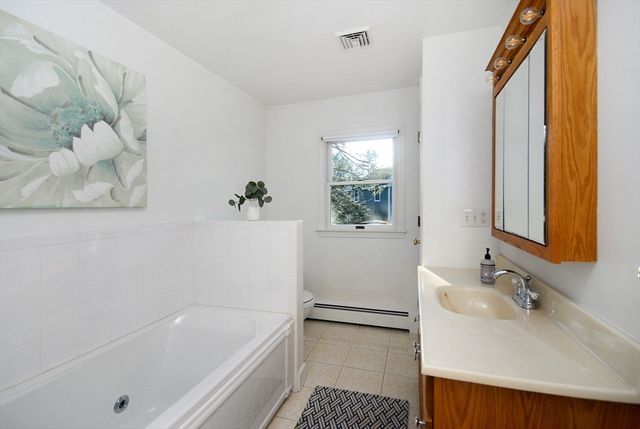 58 Peter Spring Rd, Concord, MA 01742