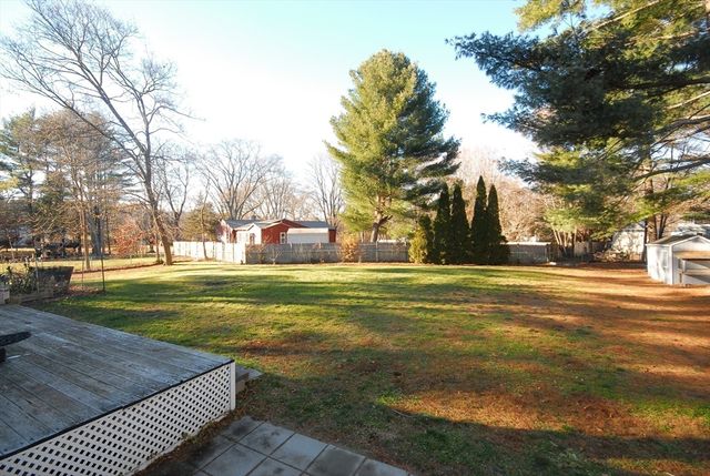 58 Peter Spring Rd, Concord, MA 01742