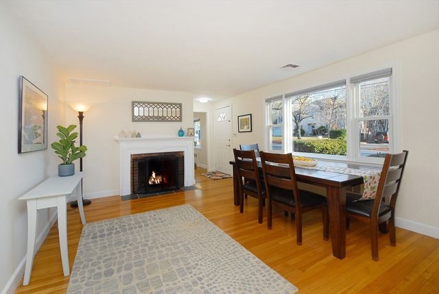 58 Peter Spring Rd, Concord, MA 01742