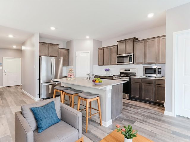 718 Spur Ridge, Princeton, TX 75407