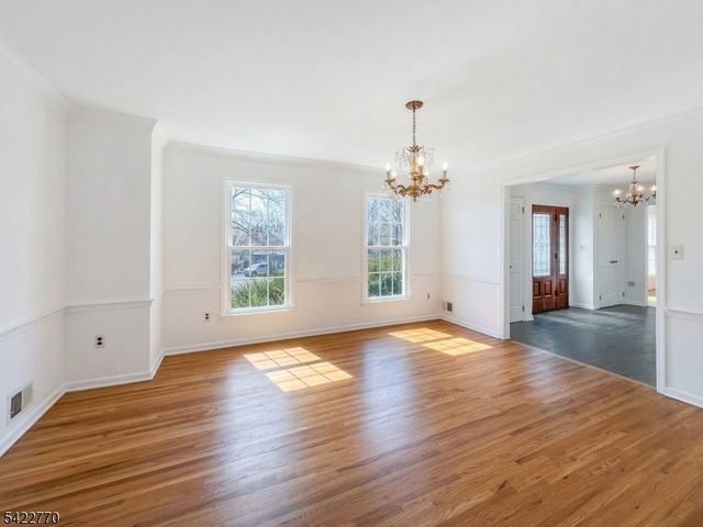 139 Berkeley Cir, Bernards Twp., NJ 07920
