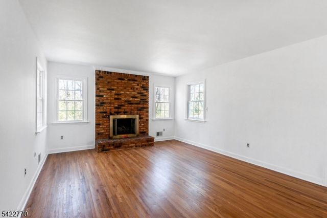 139 Berkeley Cir, Bernards Twp., NJ 07920