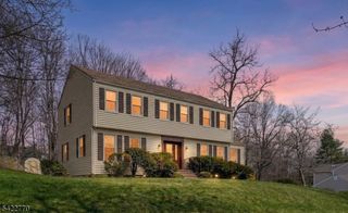 139 Berkeley Cir, Bernards Twp., NJ 07920