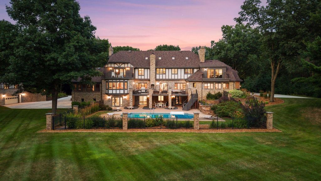 1166 Nightingale Boulevard, Stillwater, MN 55082 — exterior