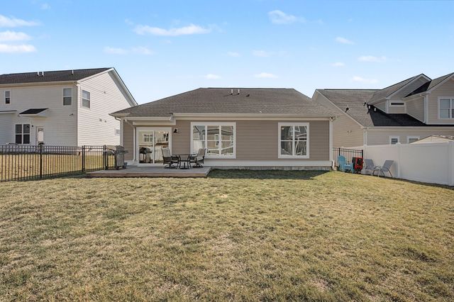 8661 Lawson Dr, Antioch, TN 37013