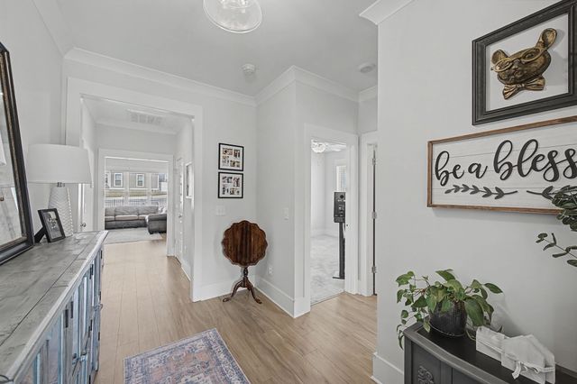 8661 Lawson Dr, Antioch, TN 37013