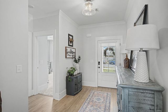 8661 Lawson Dr, Antioch, TN 37013