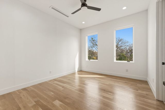 3905 Wemdon Drive, Dallas, TX 75220