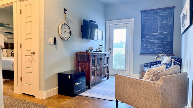 247 W Roberts Ave 1, Port Aransas, TX 78373