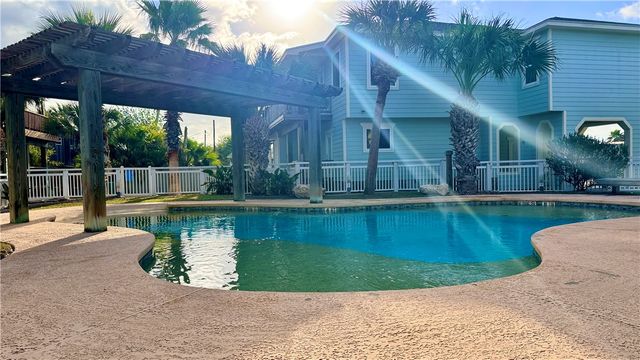 247 W Roberts Ave 1, Port Aransas, TX 78373