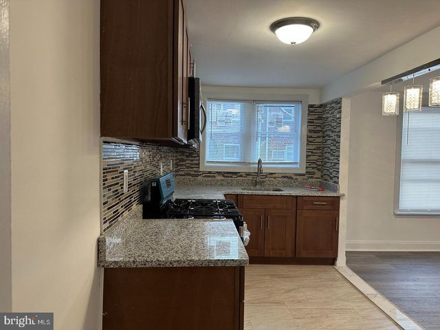 632 E CARVER ST, Philadelphia, PA 19120