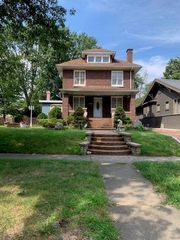 6230 Moraine Avenue, Hammond, IN 46324