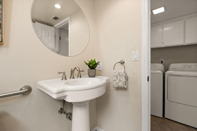 51 Angel Island Cir, Sacramento, CA 95831