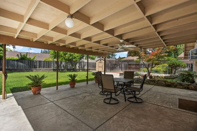 51 Angel Island Cir, Sacramento, CA 95831