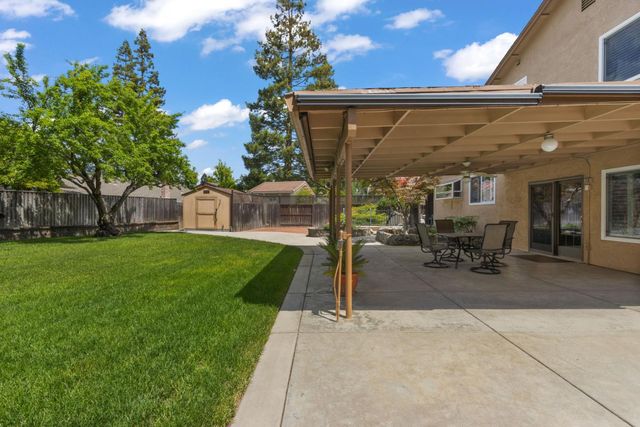 51 Angel Island Cir, Sacramento, CA 95831