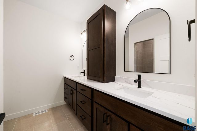 408 E 11th St Street, Crooks, SD 57020