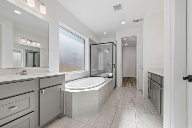 304 Barton Oak TRL, Georgetown, TX 78628