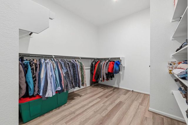 304 Barton Oak TRL, Georgetown, TX 78628