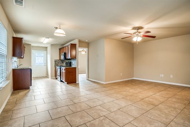 811 E College Street, Princeton, TX 75407