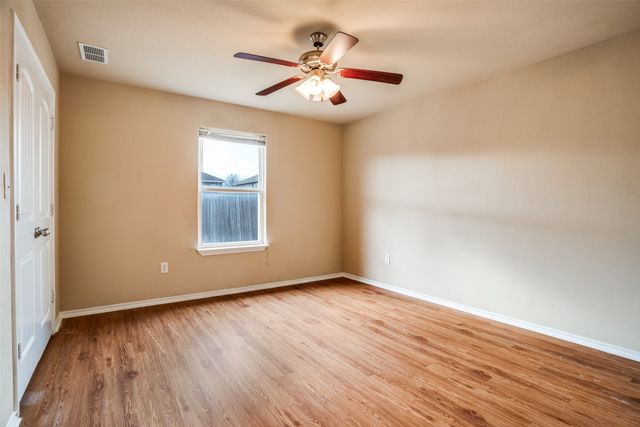 811 E College Street, Princeton, TX 75407